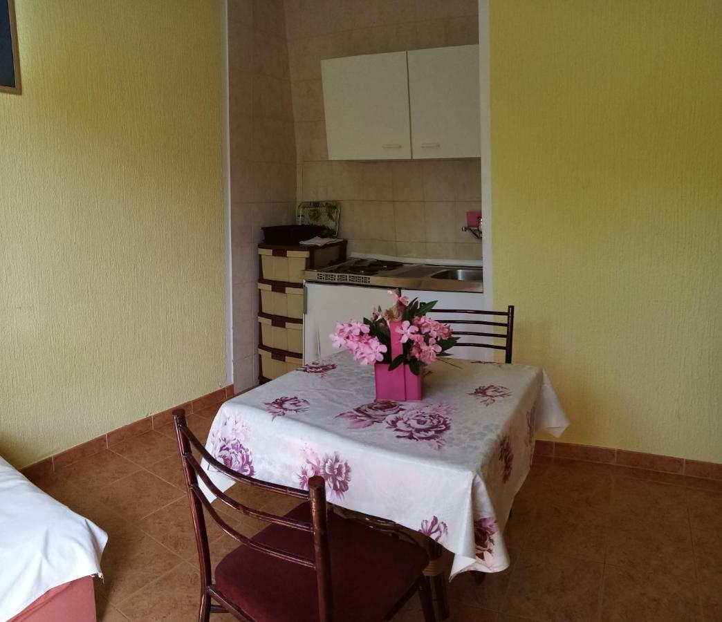 Guesthouse Lautasevic Petrovac Dış mekan fotoğraf