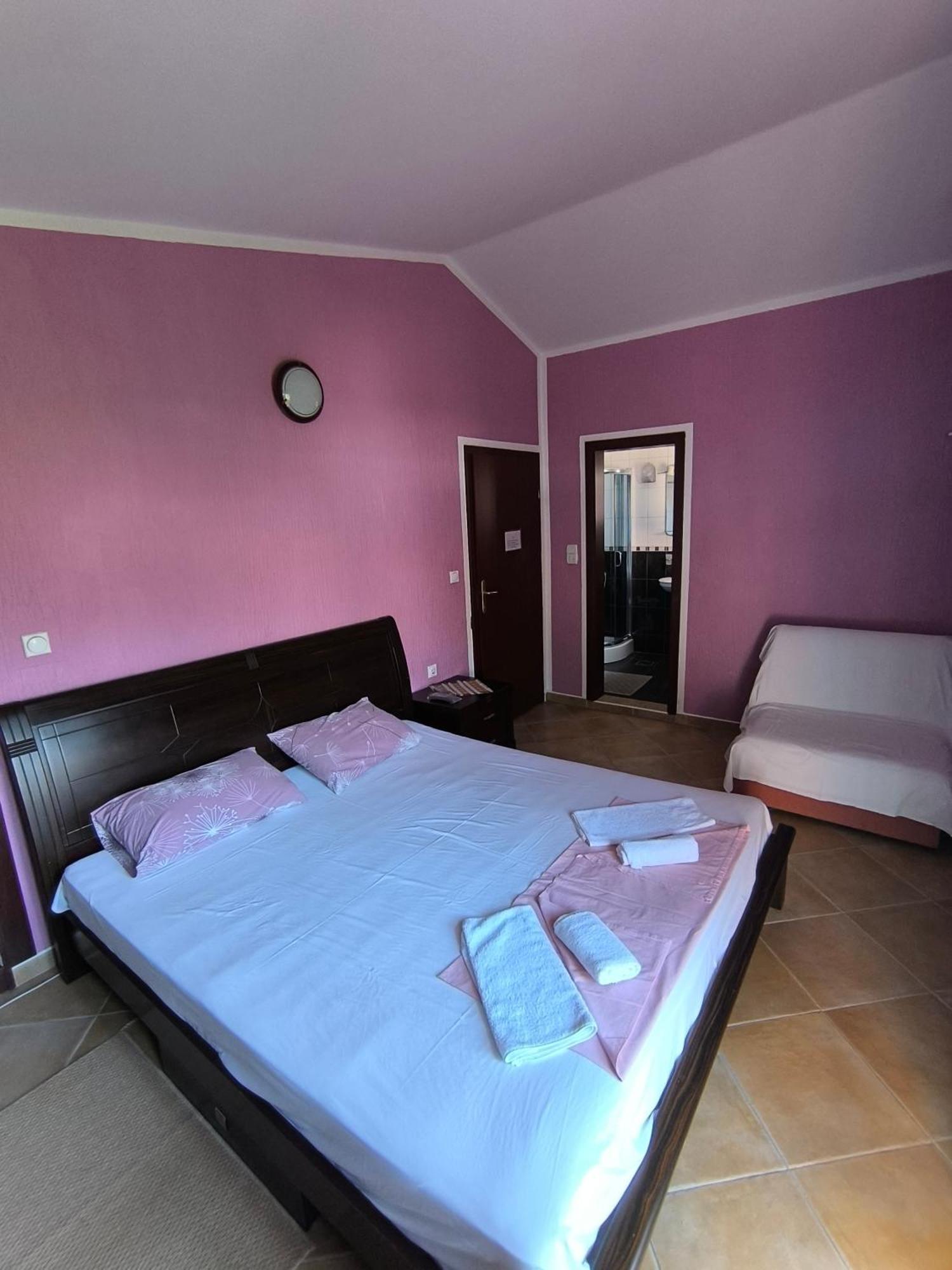 Guesthouse Lautasevic Petrovac Dış mekan fotoğraf