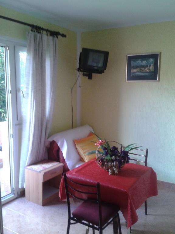 Guesthouse Lautasevic Petrovac Dış mekan fotoğraf