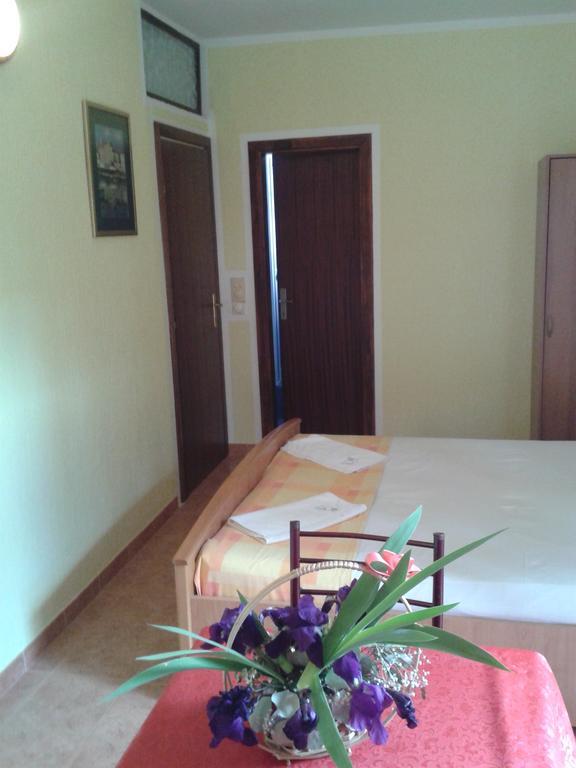 Guesthouse Lautasevic Petrovac Dış mekan fotoğraf